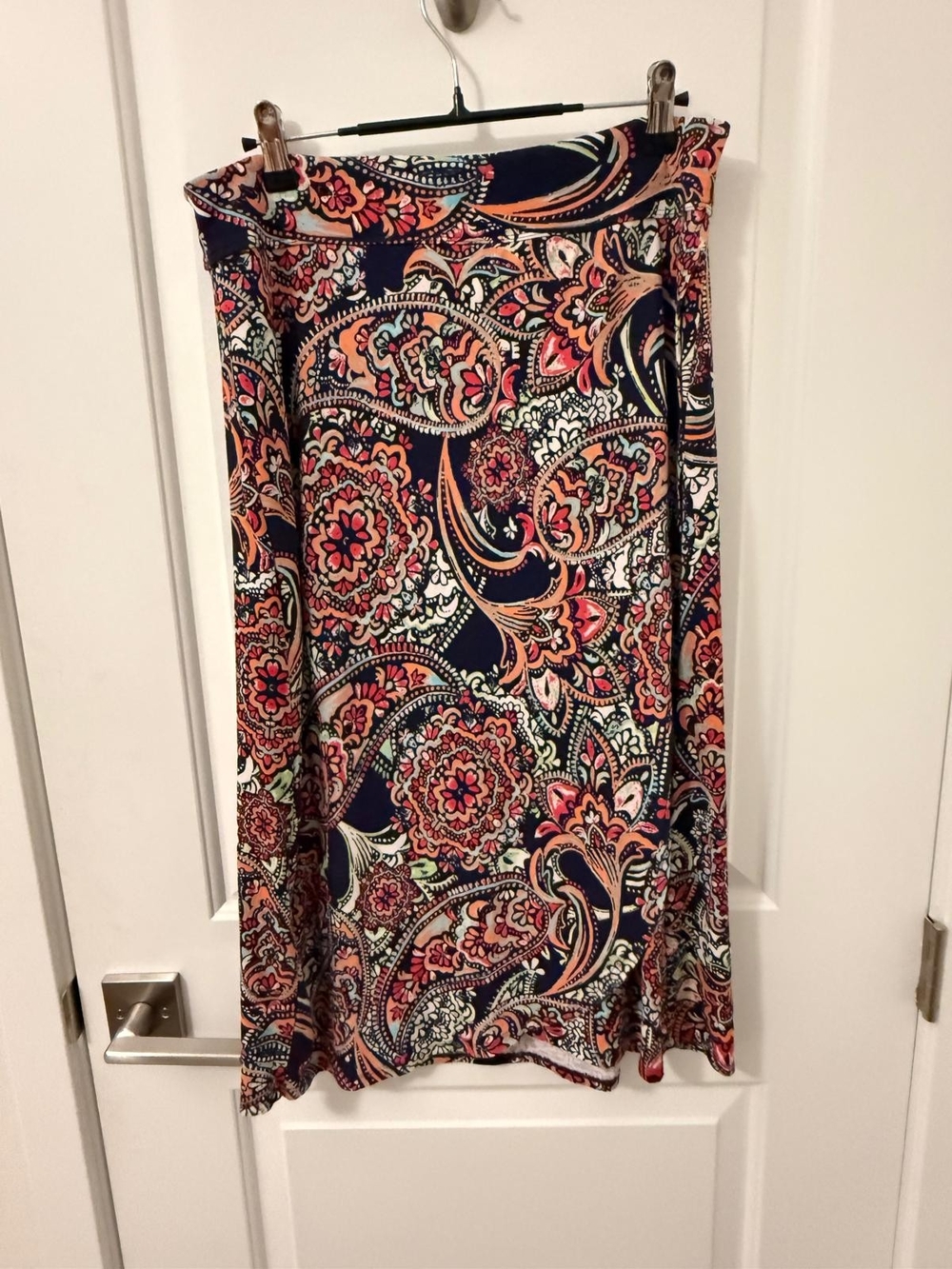 Willi Smith Navy and Coral Paisley Maxi Skirt